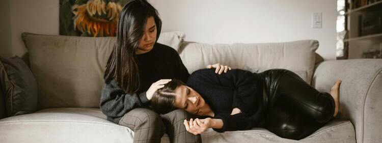 comforting of a grieving friend