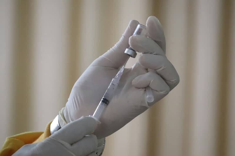 Adult Vaccines Beyond the Flu Shot: What You Actually Need