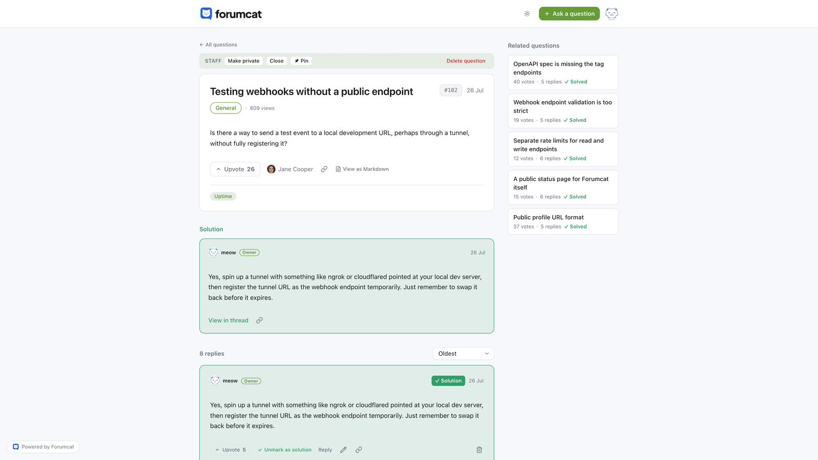 Related questions listed beside a thread in a Forumcat support portal