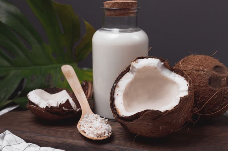 Coconut Milk – Benefits, Nutrition Value, Side Effects & Recipes