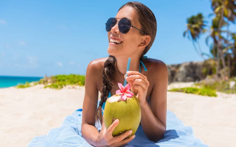 Coconut Water – Benefits, Nutritional Value & Precautions