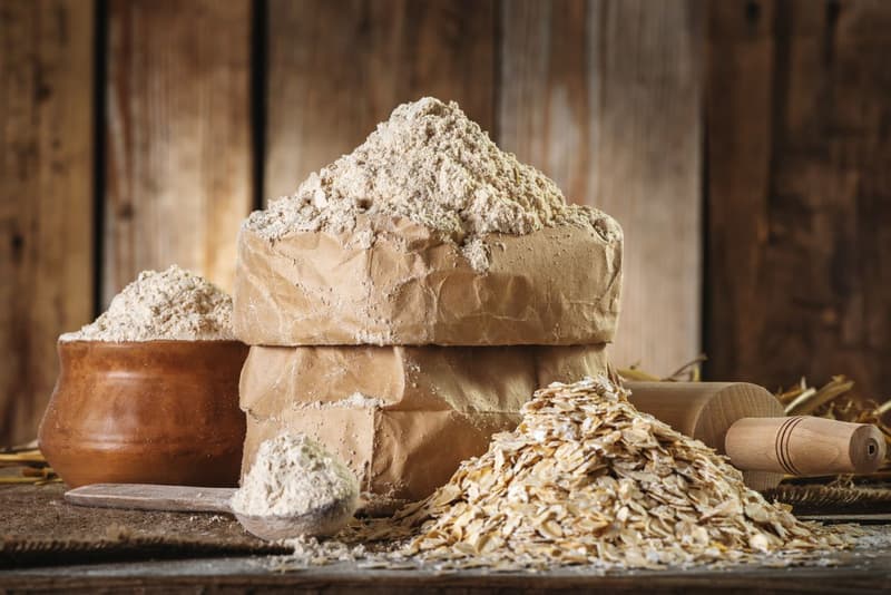 Oat Flour: Nutritional Facts and Health Benefits
