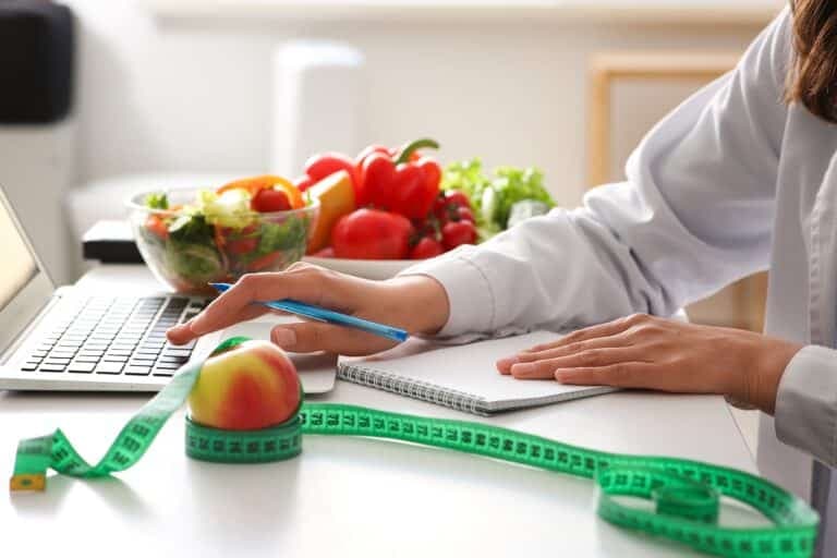 10 kg Weight Loss in 1 Month Diet Chart: Good or Bad?